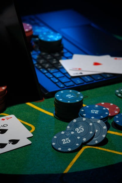 Sic Bo Dadu betting layout with payout odds